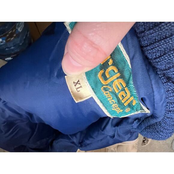 outergear overcoat zip out down lining - Picture 13 of 16